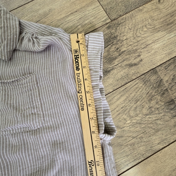 Japna Striped Button-Up Women's Medium Top - Picture 6 of 8